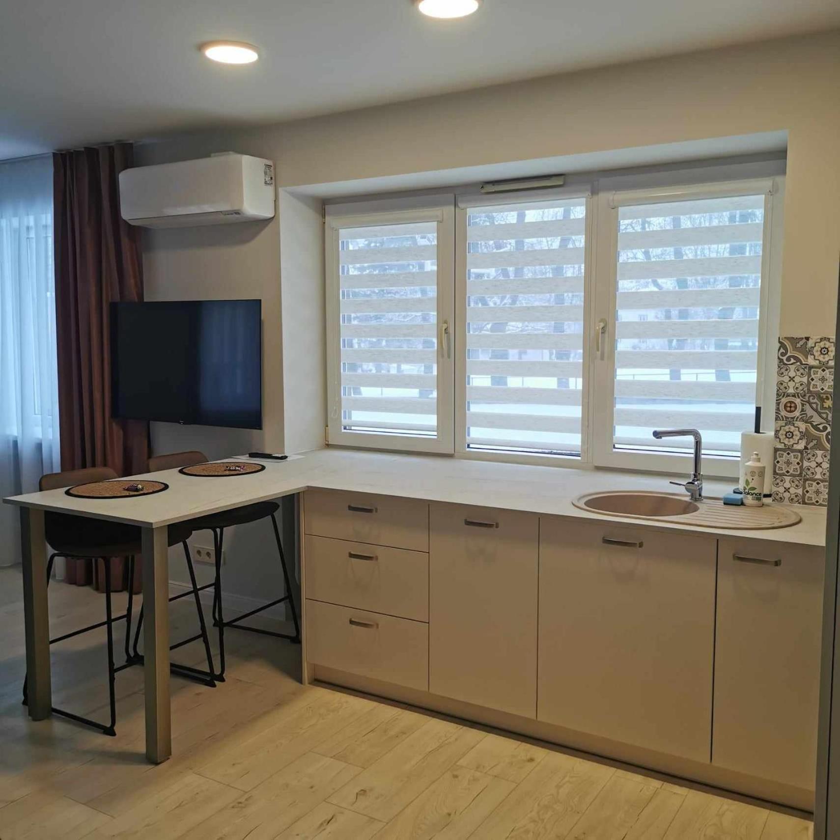 Luxuria Modern Apartments - Self Check-In Šiauliai Kamer foto